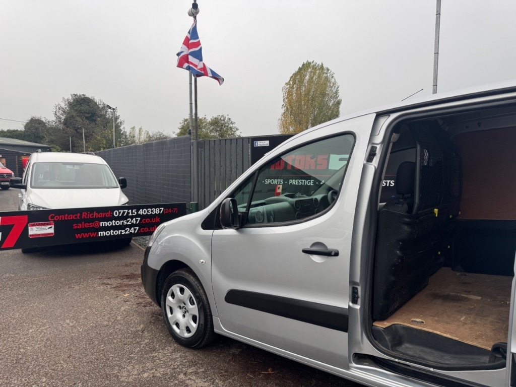 Used Peugeot Partner 2017 for sale - 77747478: Photo 5