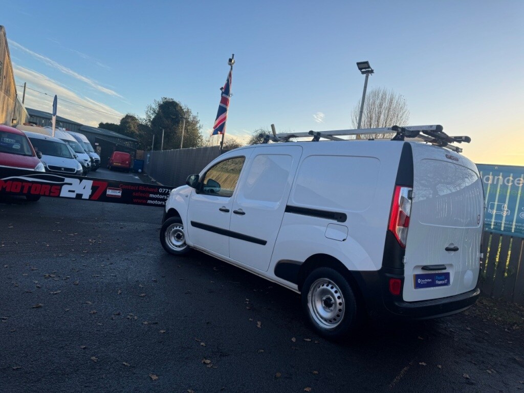 Used Renault Kangoo 2019 for sale - 76931521: Photo 32