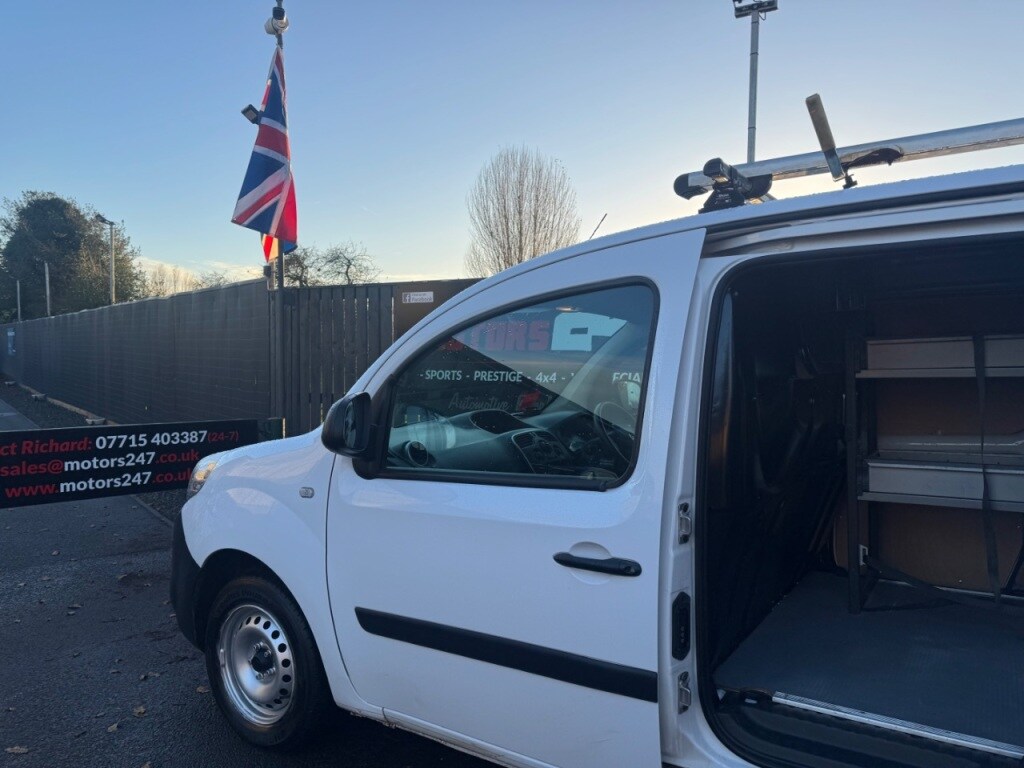 Used Renault Kangoo 2019 for sale - 76931521: Photo 42