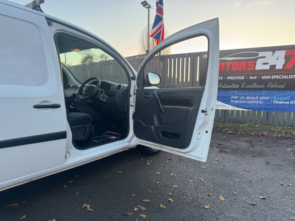 Used Renault Kangoo 2019 for sale - 76931521: Photo 88