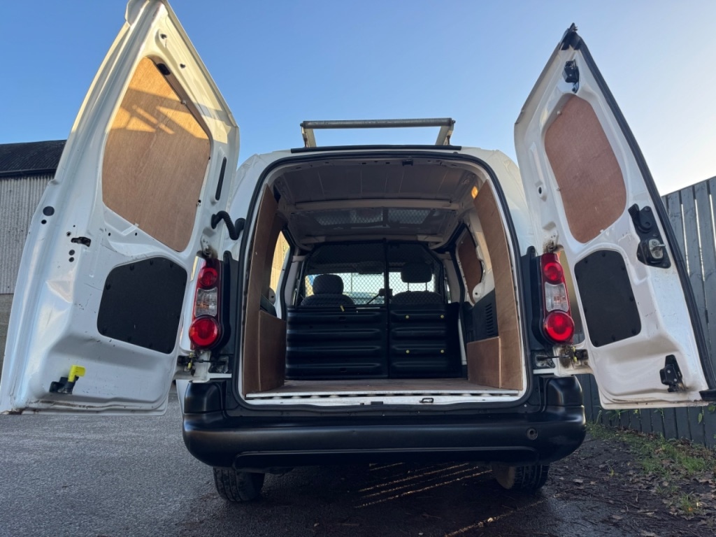 Used Peugeot Partner 2014 for sale - 77011891: Photo 38