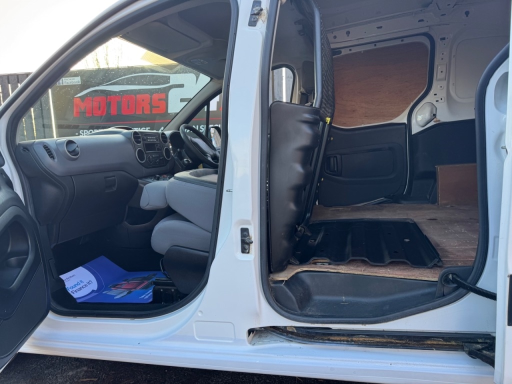 Used Peugeot Partner 2014 for sale - 77011891: Photo 46