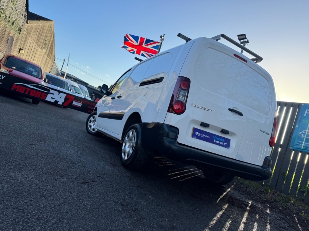 Used Peugeot Partner 2014 for sale - 77011891: Photo 5