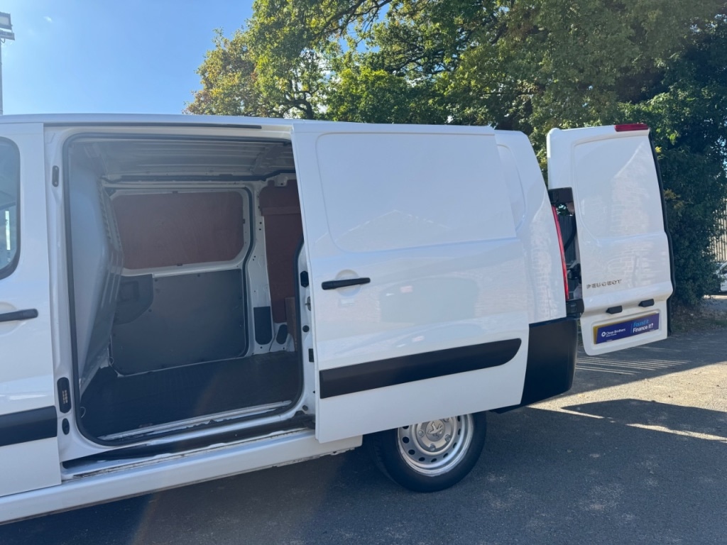 Used Peugeot Expert 2015 for sale - 76068218: Photo 10