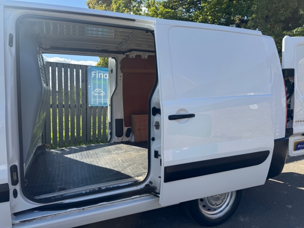 Used Peugeot Expert 2015 for sale - 76068218: Photo 11
