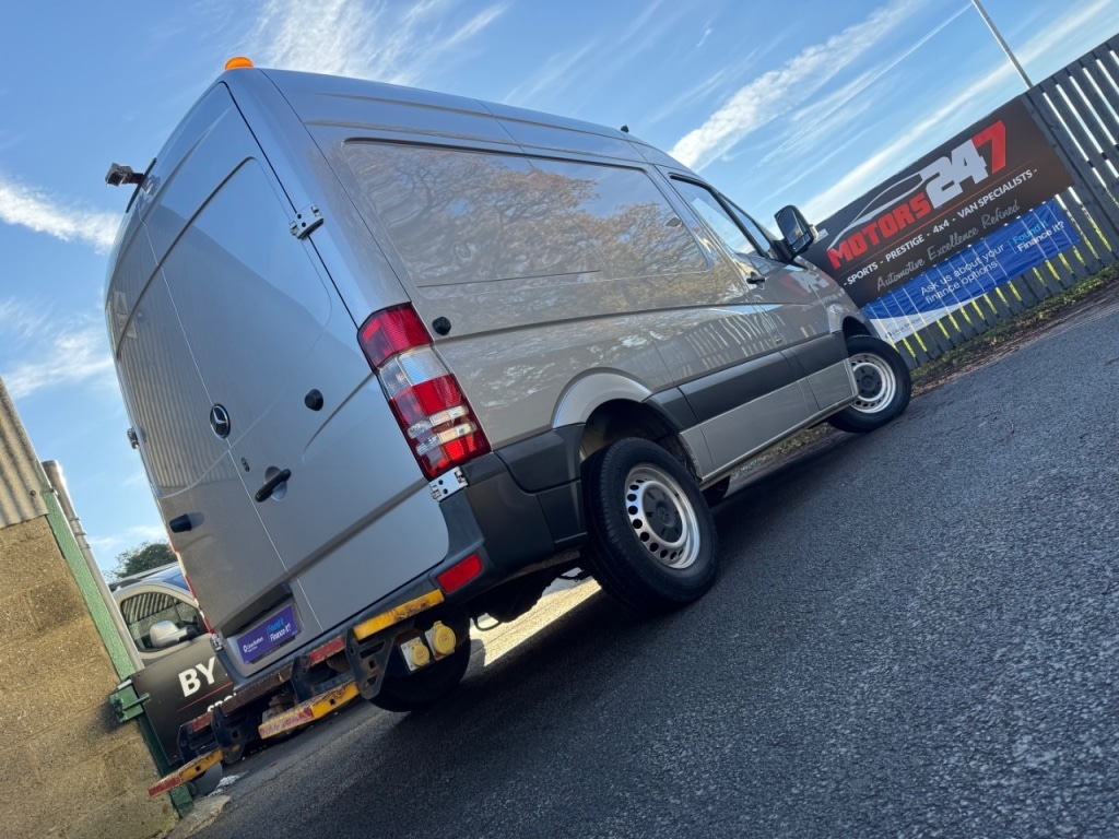 Used Mercedes-Benz Sprinter 2018 for sale - 76653881: Photo 2