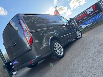 Used Ford Transit Custom 2016 for sale - 76379009: Photo