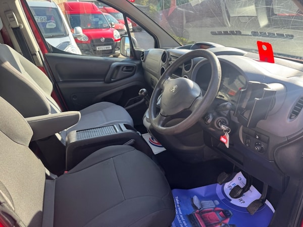 Used Peugeot Partner 2012 for sale - 76249355: Photo 47
