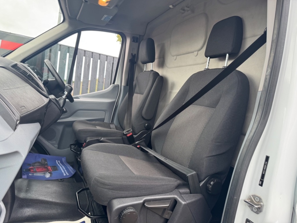Used Ford Transit 2018 for sale - 78090875: Photo 19