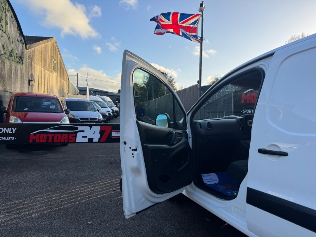 Used Citroen Berlingo 2018 for sale - 76904813: Photo 14