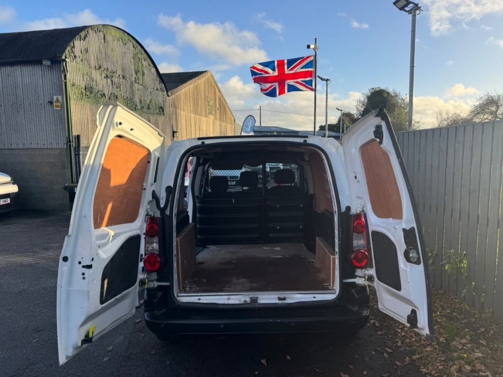 Used Citroen Berlingo 2018 for sale - 76904813: Photo 43