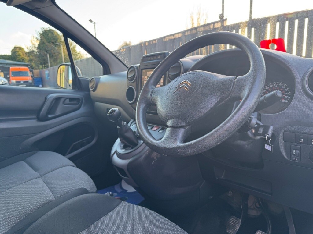 Used Citroen Berlingo 2018 for sale - 76904813: Photo 77