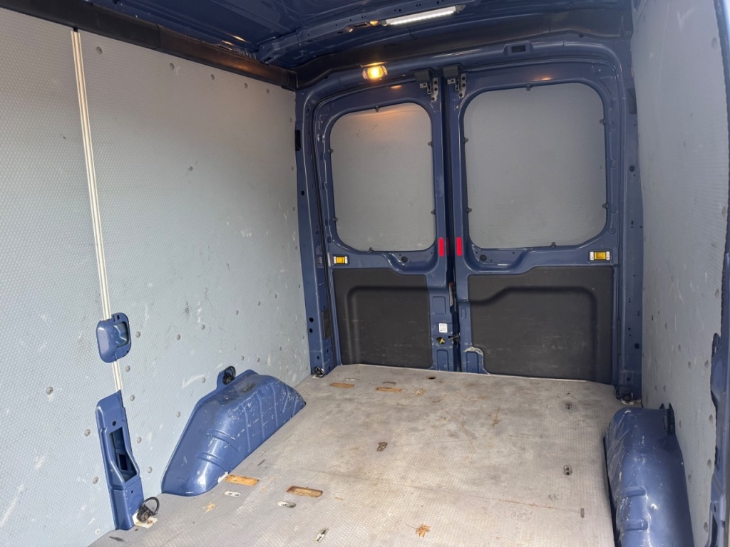 Used Ford Transit 2018 for sale - 76243048: Photo 10