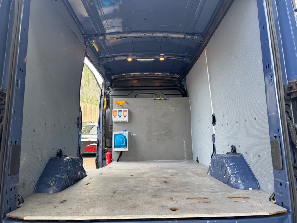 Used Ford Transit 2018 for sale - 76243048: Photo 12