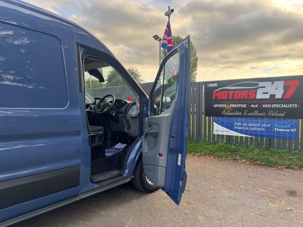 Used Ford Transit 2018 for sale - 76243048: Photo 70