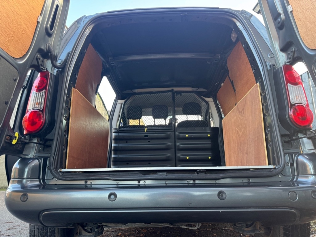 Used Citroen Berlingo 2017 for sale - 76807350: Photo 11