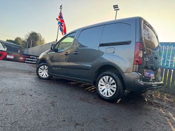 Used Citroen Berlingo 2017 for sale - 76807350: Photo