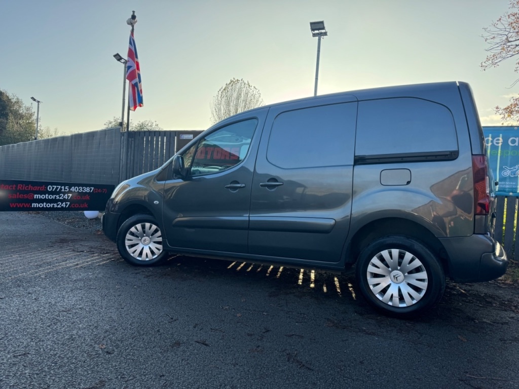 Used Citroen Berlingo 2017 for sale - 76807350: Photo 42