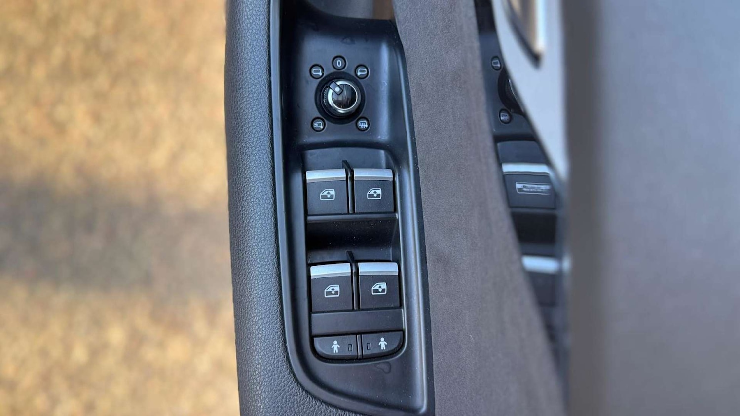 Used Audi Q7 2016 for sale - 76693637: Photo 36