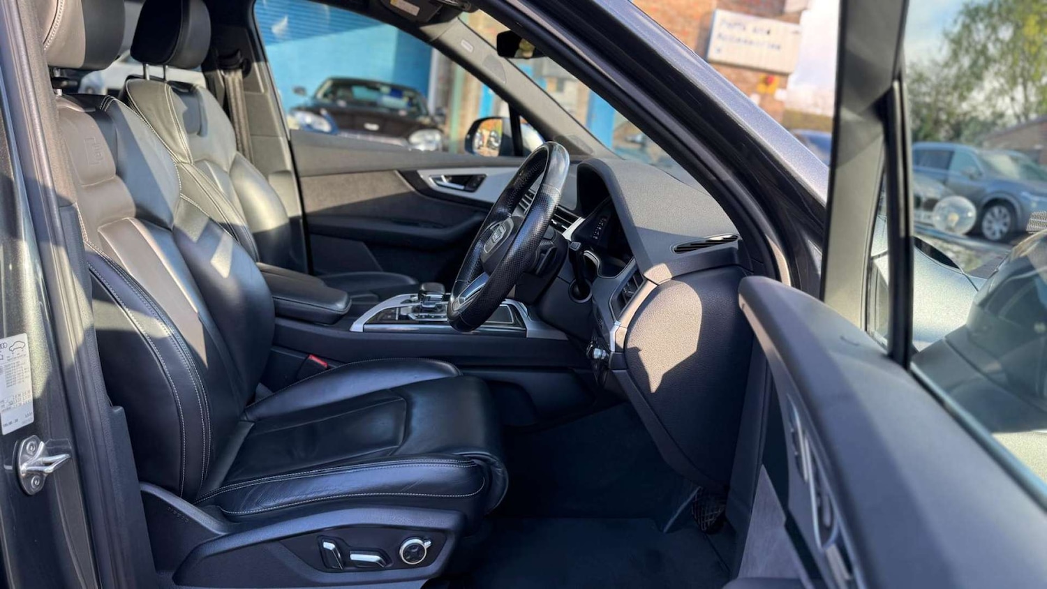 Used Audi Q7 2016 for sale - 76693637: Photo 4