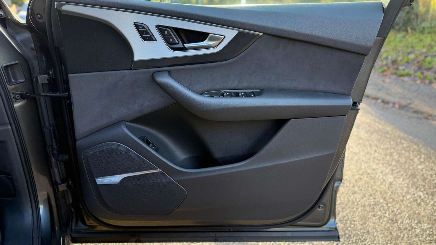 Used Audi Q7 2016 for sale - 76693637: Photo 46