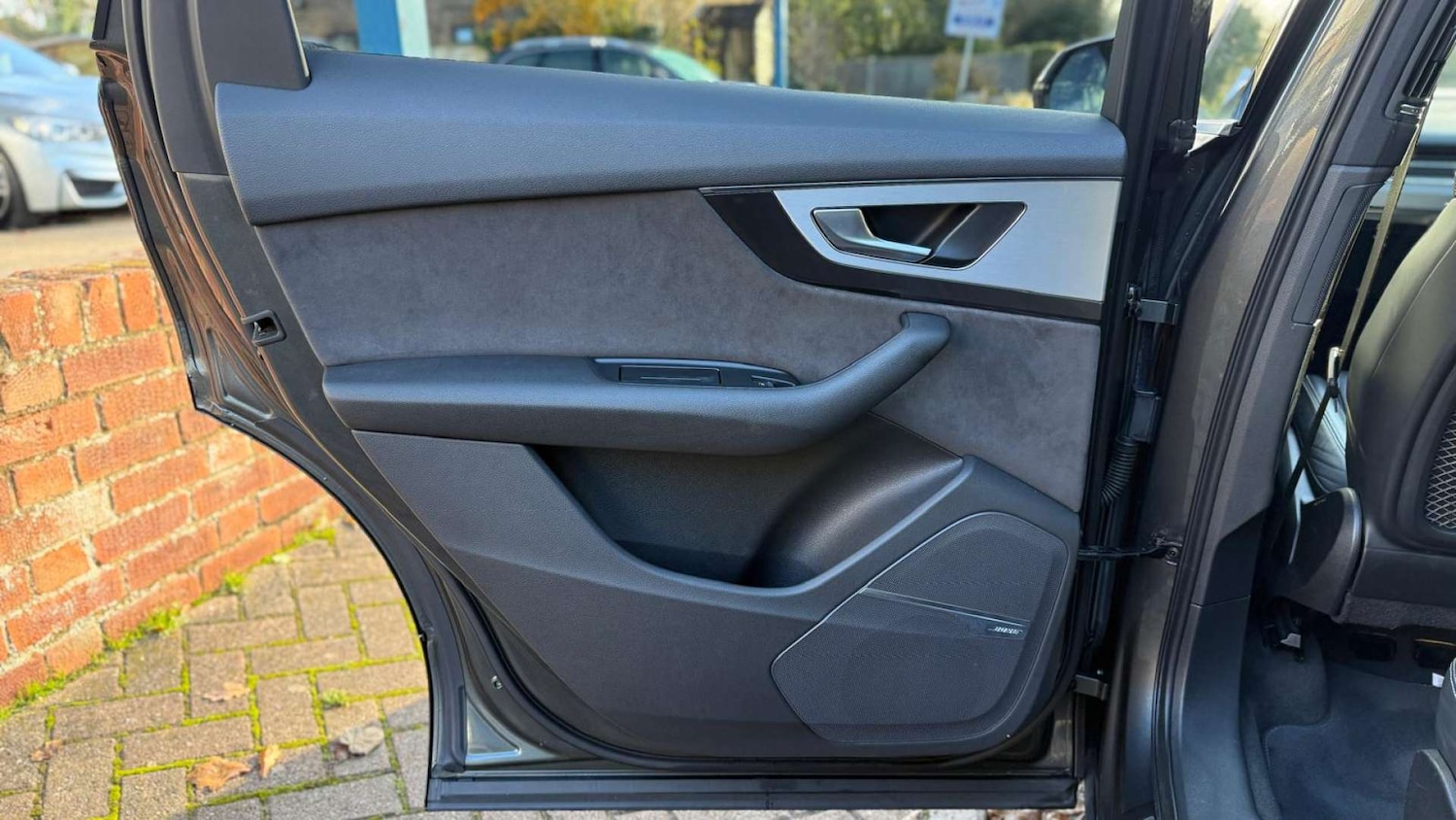 Used Audi Q7 2016 for sale - 76693637: Photo 47