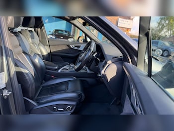 Used Audi Q7 2016 for sale - 76693637: Photo