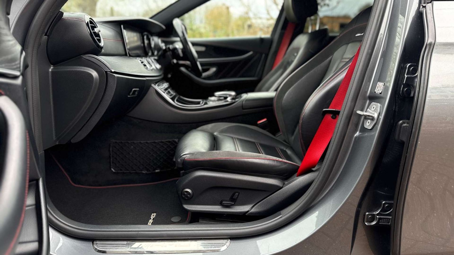 Used Mercedes-Benz E Class 2017 for sale - 76682740: Photo 11