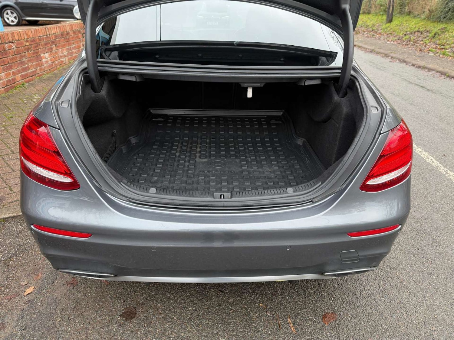 Used Mercedes-Benz E Class 2017 for sale - 76682740: Photo 15