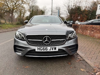 Used Mercedes-Benz E Class 2017 for sale - 76682740: Photo