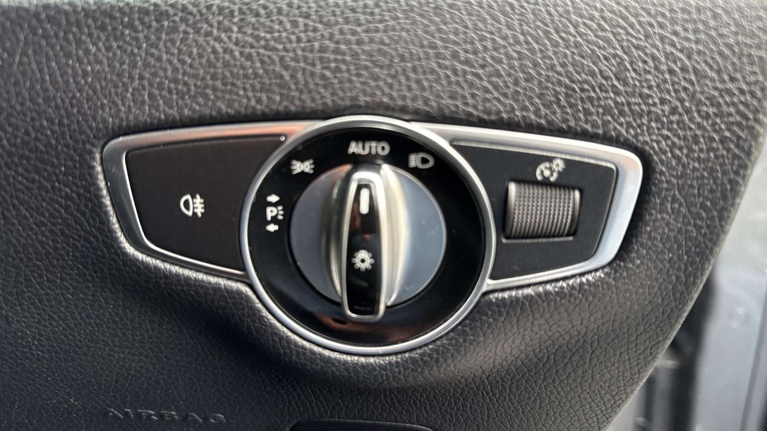 Used Mercedes-Benz E Class 2017 for sale - 76682740: Photo 38