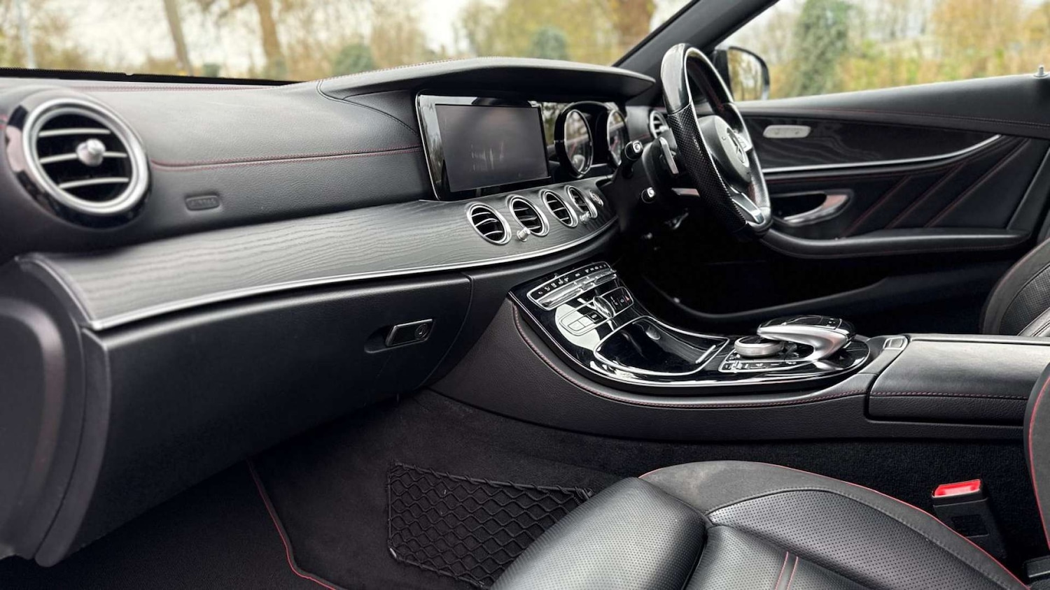 Used Mercedes-Benz E Class 2017 for sale - 76682740: Photo 9