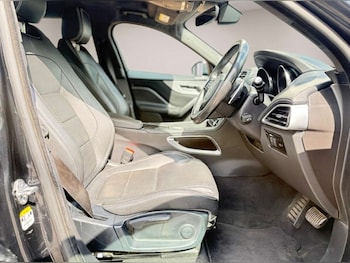 Used Jaguar F-Pace 2019 for sale - 78328519: Photo