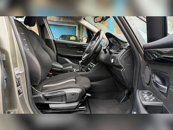 Used BMW 2 Series 2018 for sale - 77490193: Photo