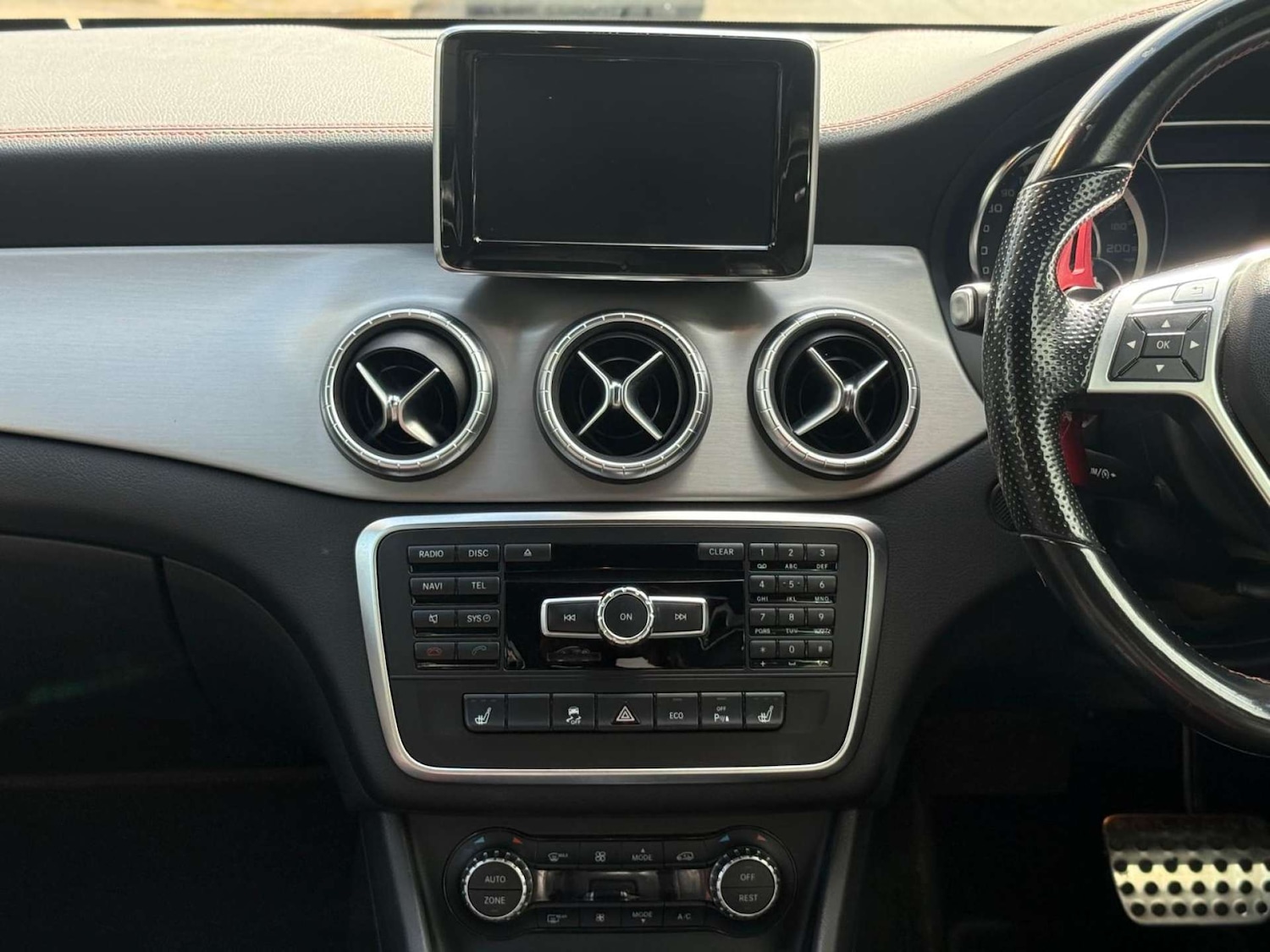 Used Mercedes-Benz CLA 2014 for sale - 77160647: Photo 8