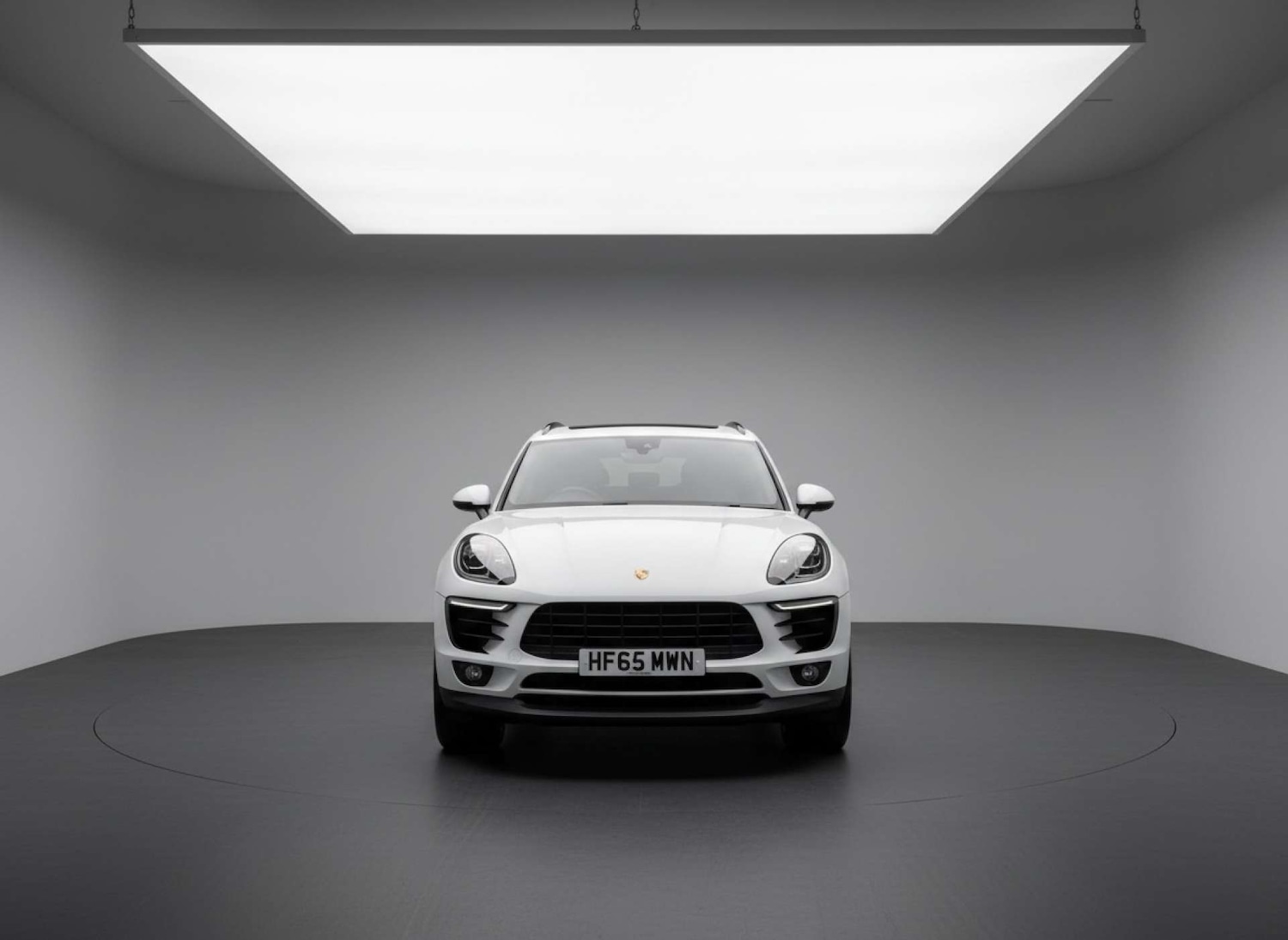 Used Porsche Macan 2015 for sale - 77678664: Photo 2