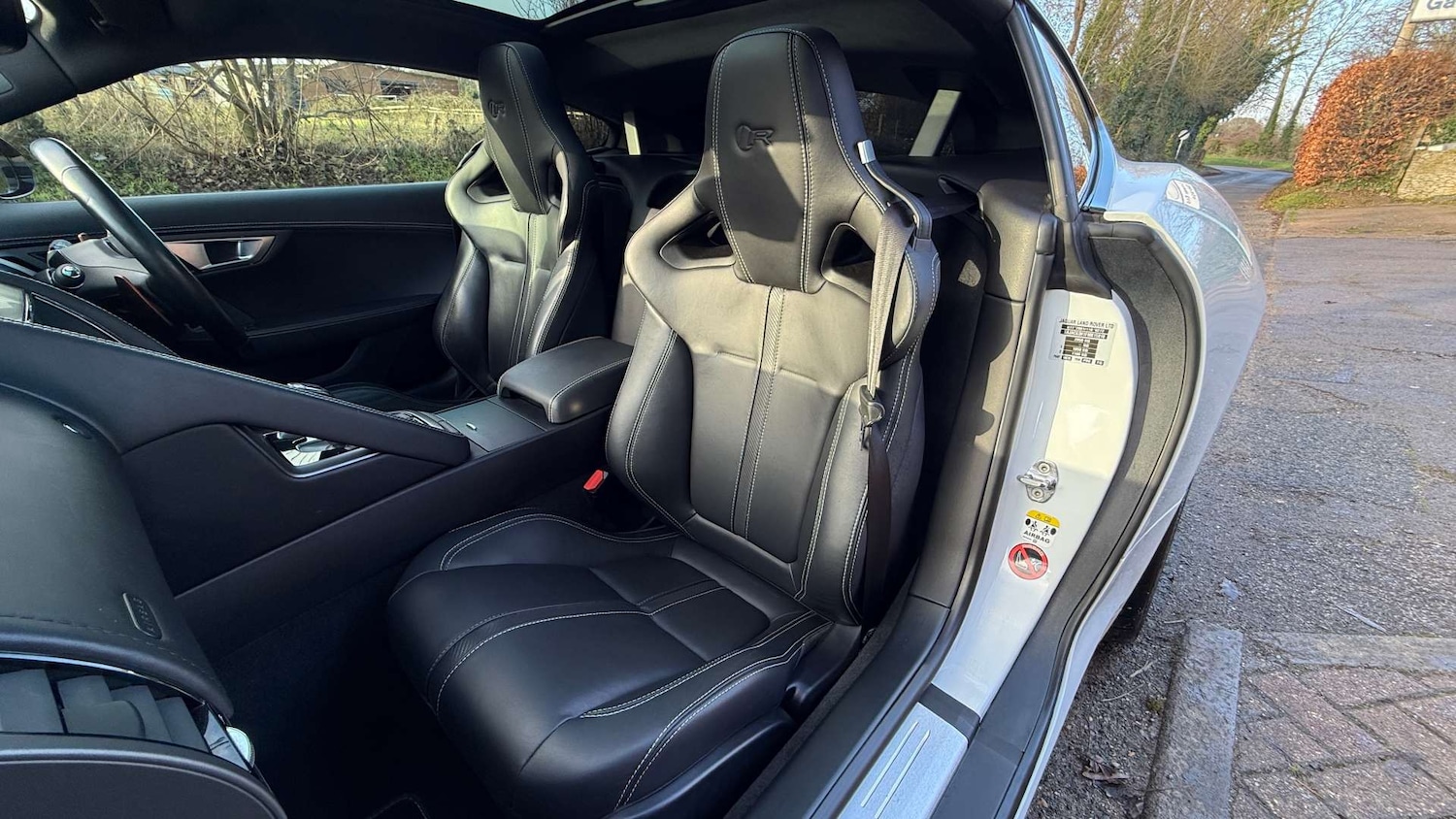 Used Jaguar F-Type 2014 for sale - 77055547: Photo 9