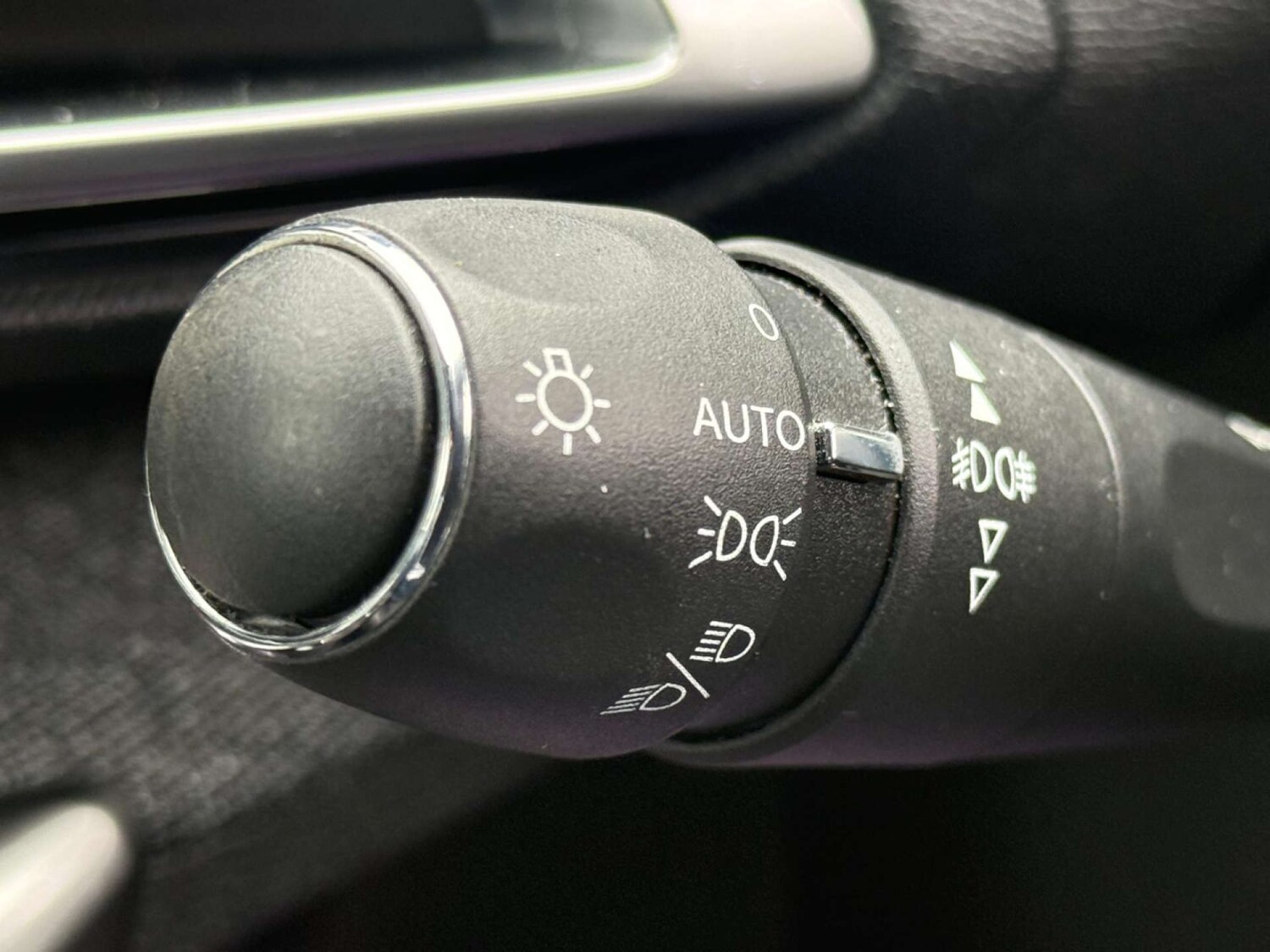 Used Peugeot 3008 2019 for sale - 77504093: Photo 34