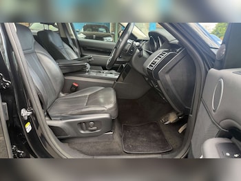 Used Land Rover Discovery 2020 for sale - 78555322: Photo