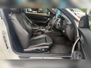 Used BMW 2 Series 2018 for sale - 78525604: Photo