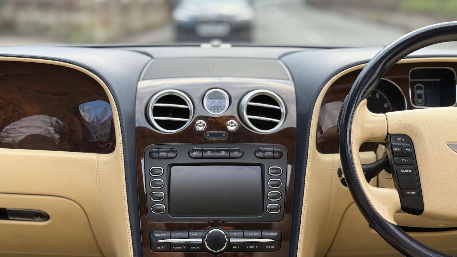 Used Bentley Continental 2006 for sale - 77259103: Photo 9