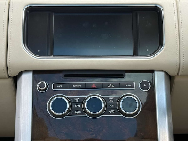 Used Land Rover Range Rover 2015 for sale - 75245142: Photo 8