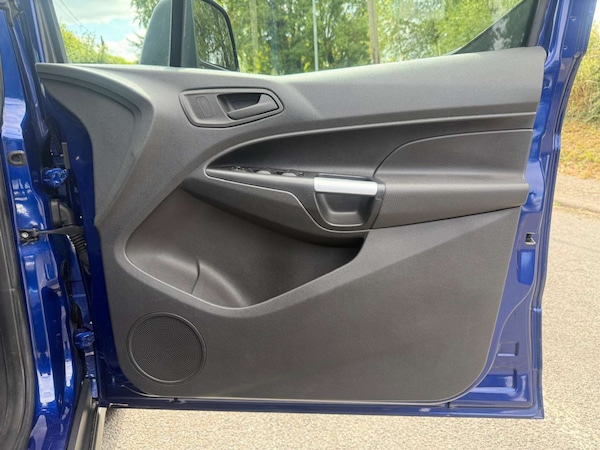 Used Ford Tourneo Connect 2016 for sale - 75304952: Photo 30