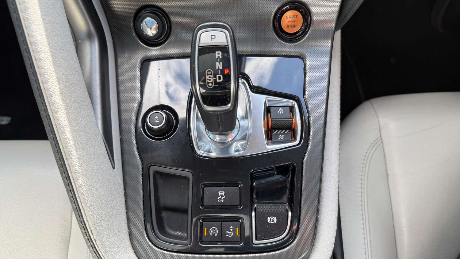 Used Jaguar F-Type 2014 for sale - 78053782: Photo 13