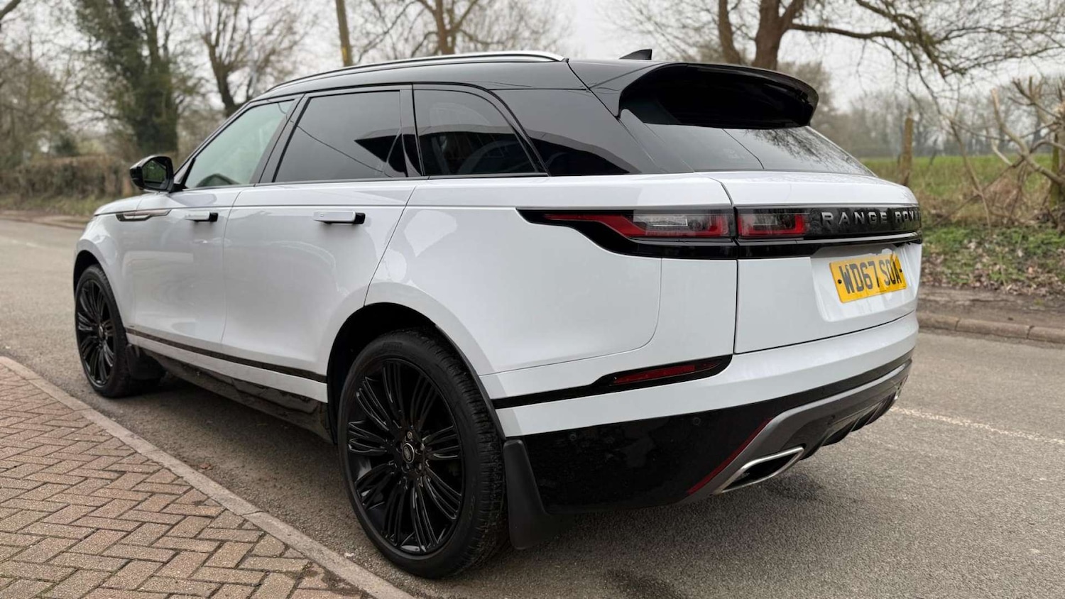 Used Land Rover Range Rover Velar 2017 for sale - 77632633: Photo 15