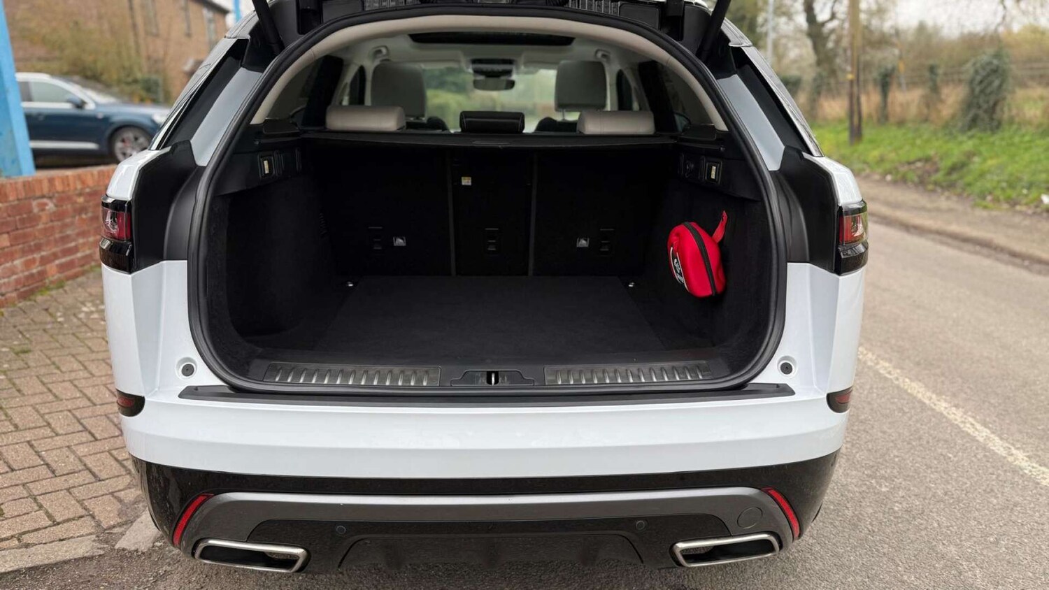 Used Land Rover Range Rover Velar 2017 for sale - 77632633: Photo 16