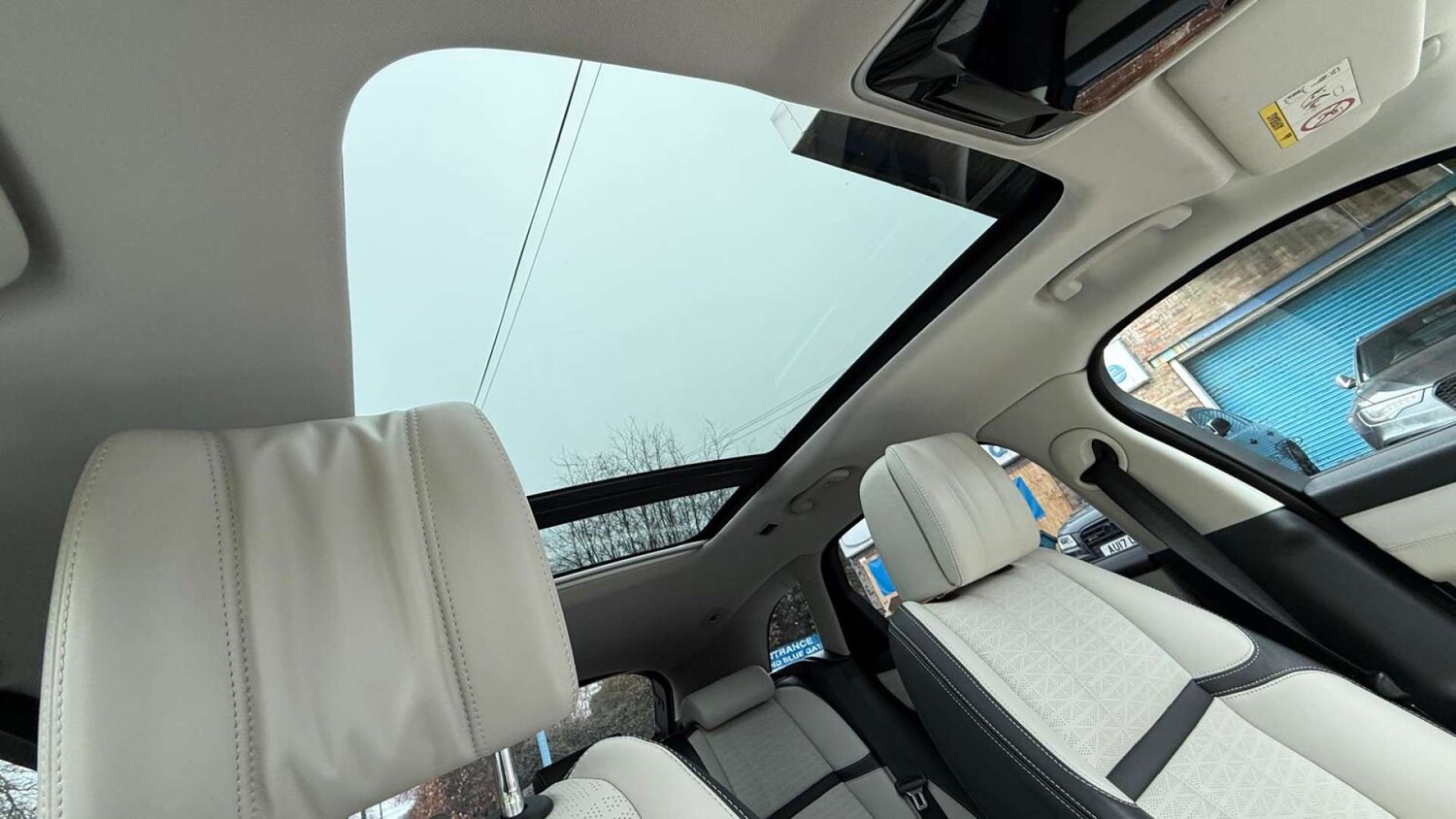 Used Land Rover Range Rover Velar 2017 for sale - 77632633: Photo 21