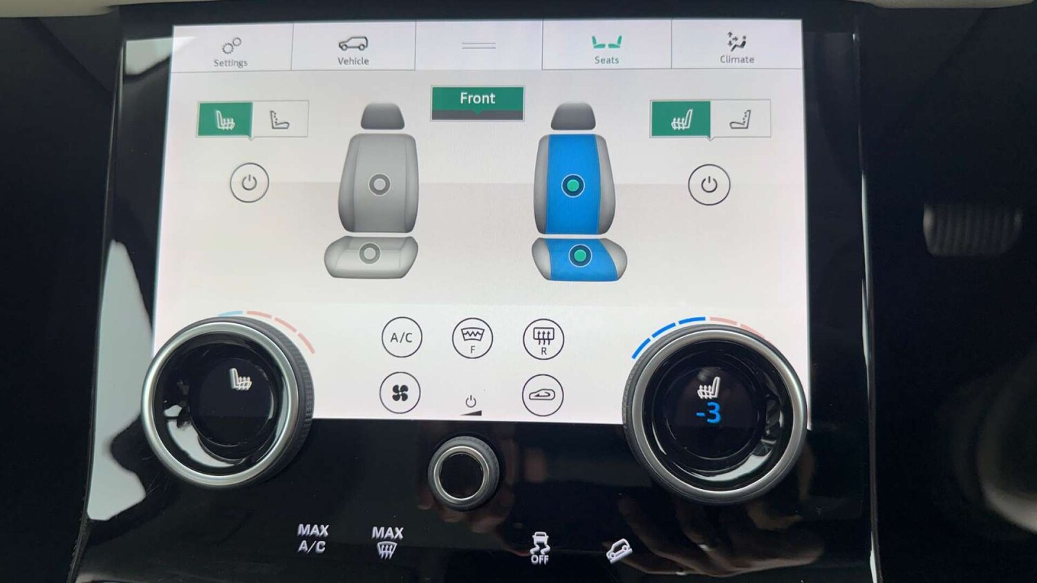 Used Land Rover Range Rover Velar 2017 for sale - 77632633: Photo 26