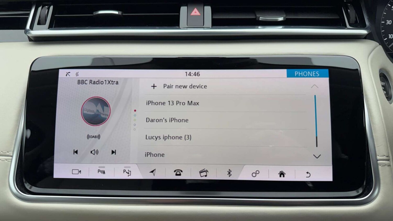 Used Land Rover Range Rover Velar 2017 for sale - 77632633: Photo 32