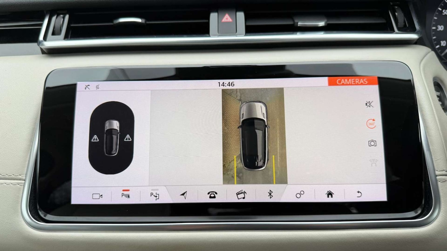 Used Land Rover Range Rover Velar 2017 for sale - 77632633: Photo 33